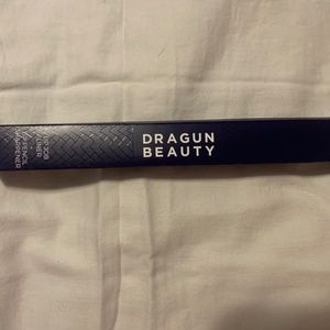 DRAGUN Beauty Lip Job Liner & Sharpener